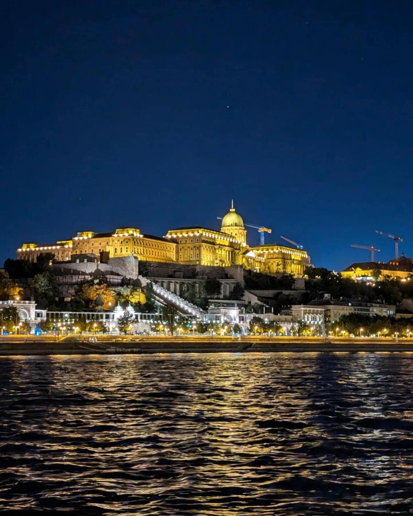 Premium Apartment By The Danube With Ac Budapest Ngoại thất bức ảnh