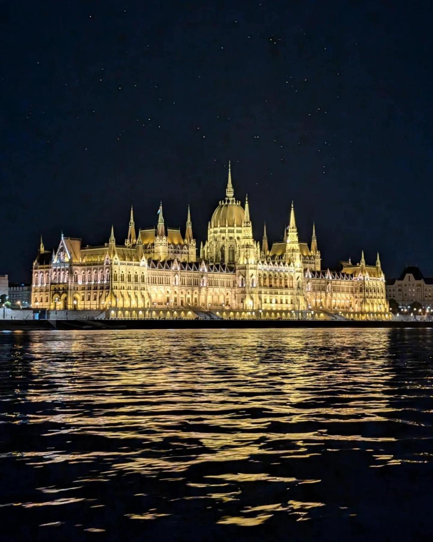 Premium Apartment By The Danube With Ac Budapest Ngoại thất bức ảnh